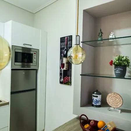Apartment Acropolis Caryatids 1